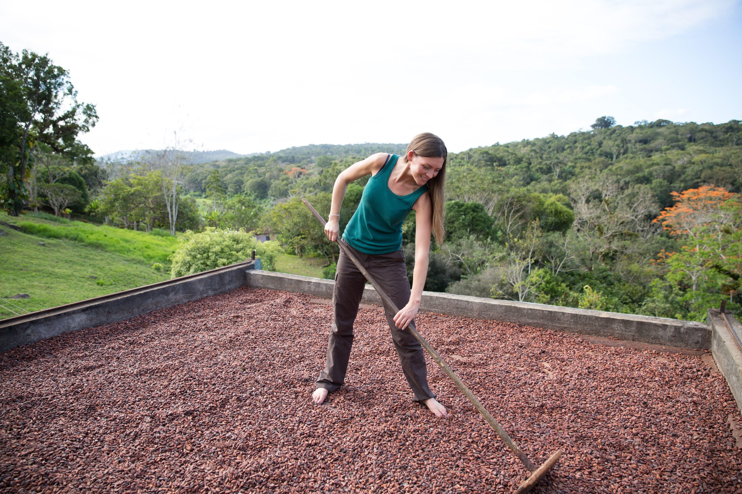 Vigdis Rosenkilde working with cacao beans in Peru